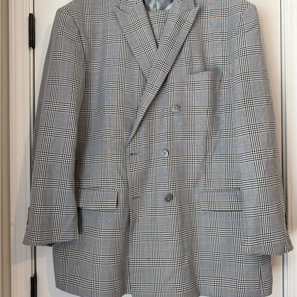 Classic Gray Plaid Men's Blazer